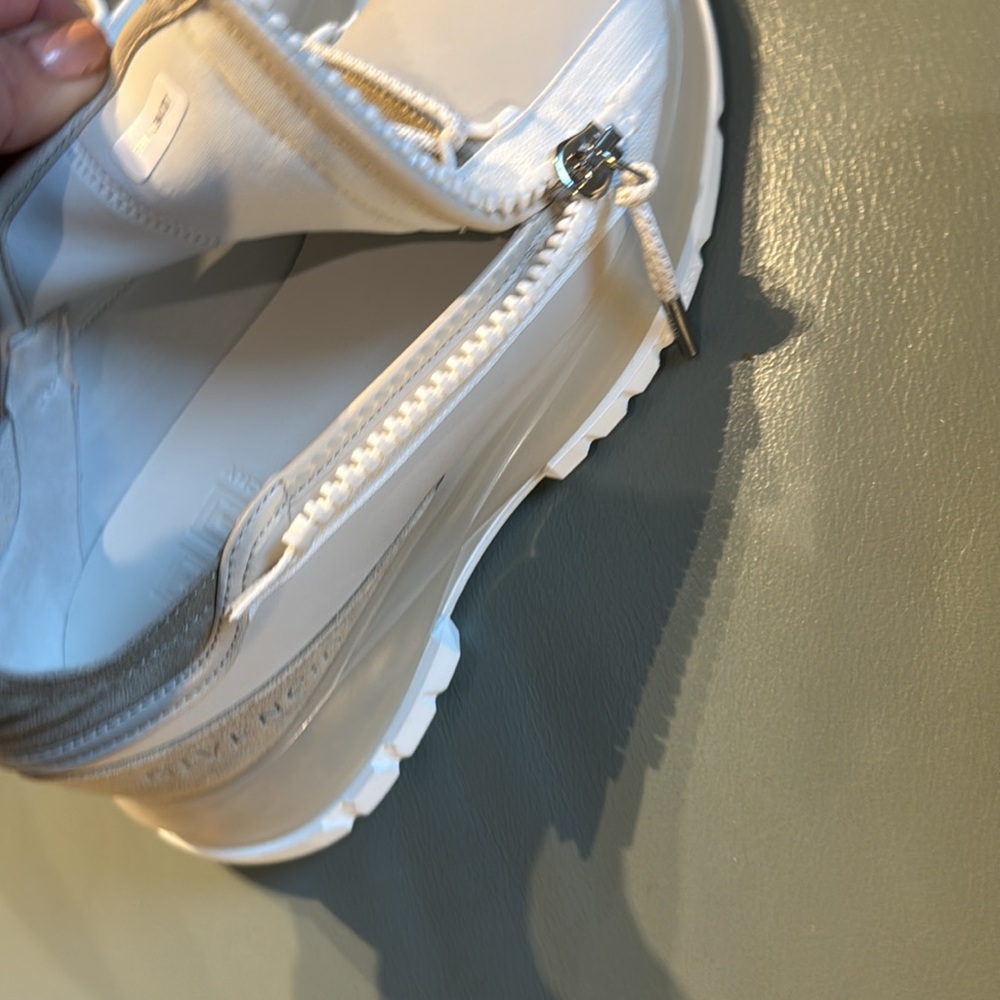 Givenchy Authentic NWT Specter Zip Sneaker - Picture 8 of 11